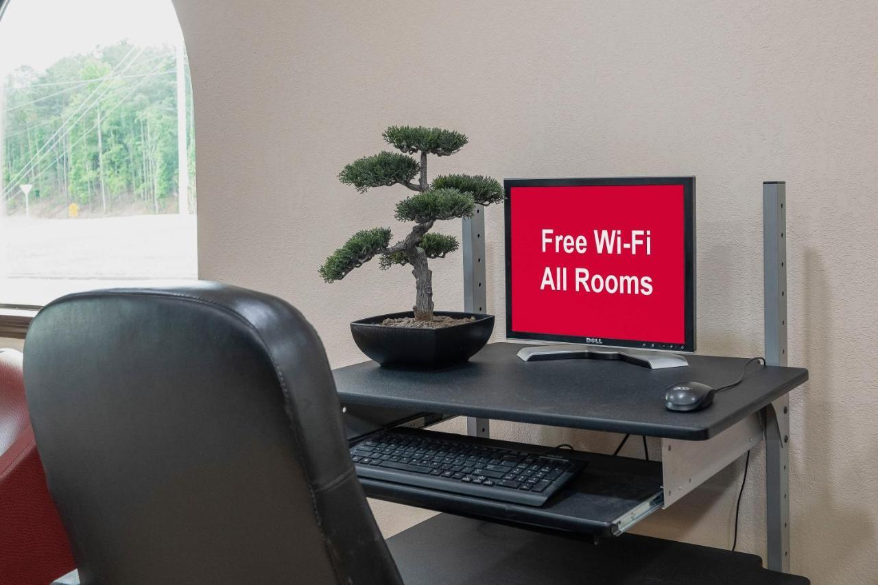 Red Roof Inn & Suites Rome Bagian luar foto