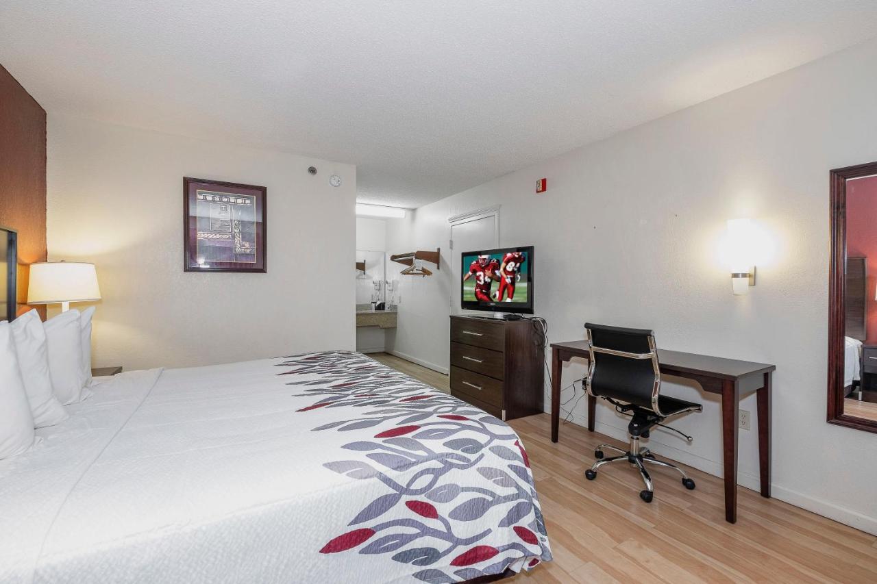 Red Roof Inn & Suites Rome Bagian luar foto